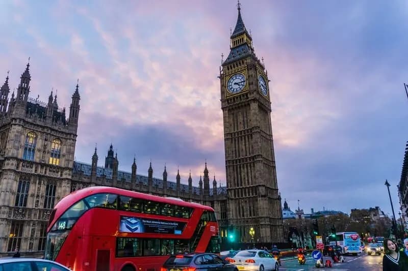 Traveler visiting United Kingdom