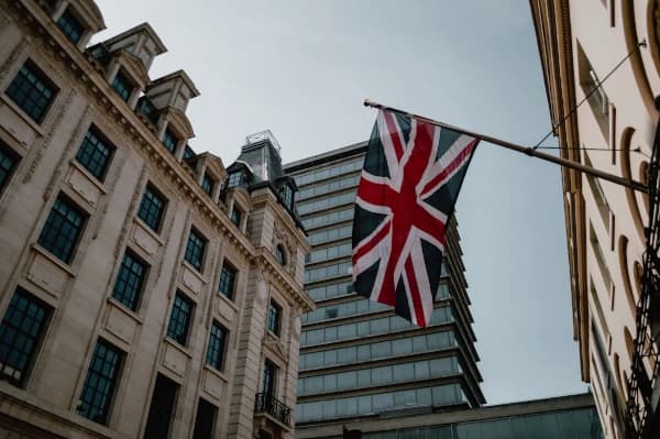 Traveler visiting United Kingdom